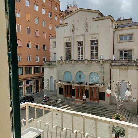Ferienwohnung Il Balcone Sul Teatro La Spezia Exterior foto
